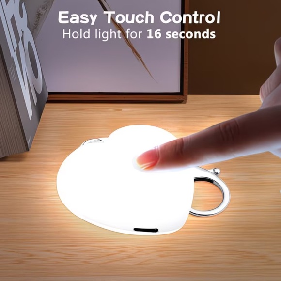 Heart-Shaped LED Keychain Light. Sensor light 💡 🤍 - Picture 4 of 7